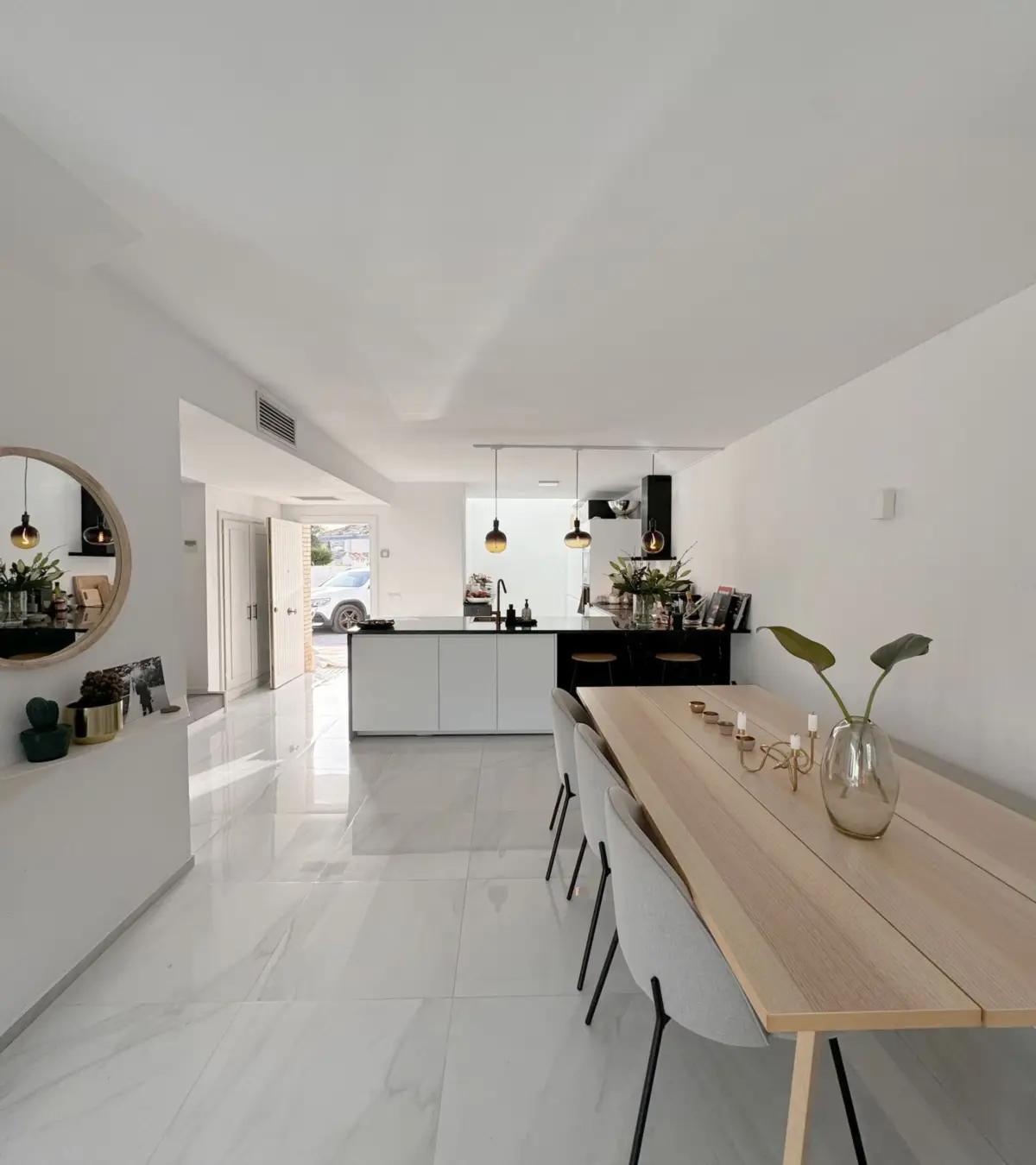 House Nueva Andalucía — 1