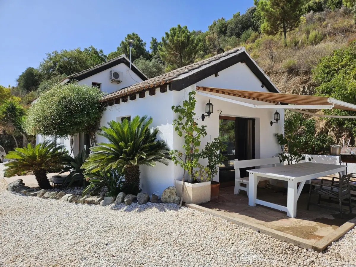 House Monda — 1