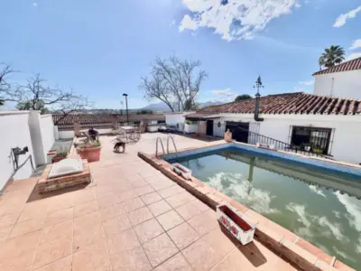 Maison Nueva Andalucía — 2