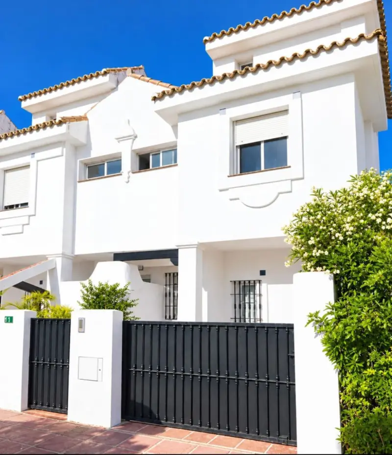 Property — Costa del Sol · Nueva Andalucía