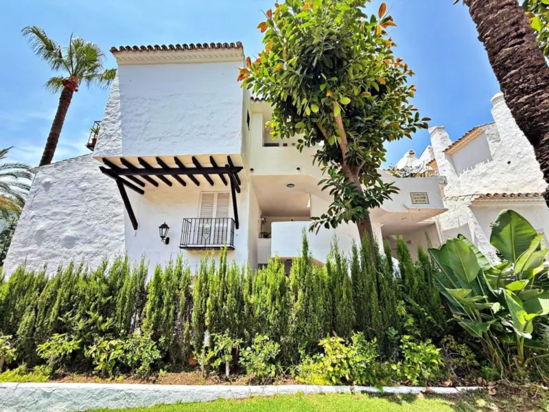 Property — Costa del Sol · Puerto Banús