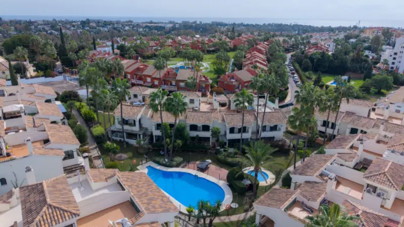 Property — Costa del Sol · Estepona
