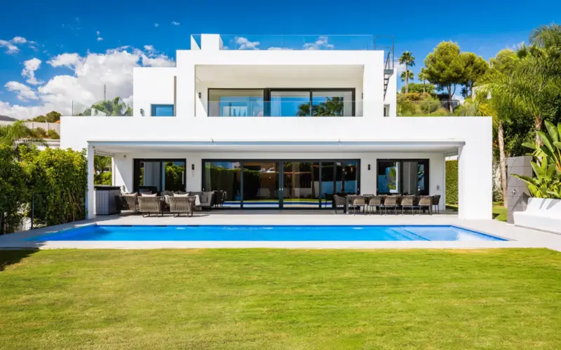 Property — Costa del Sol · Nueva Andalucía