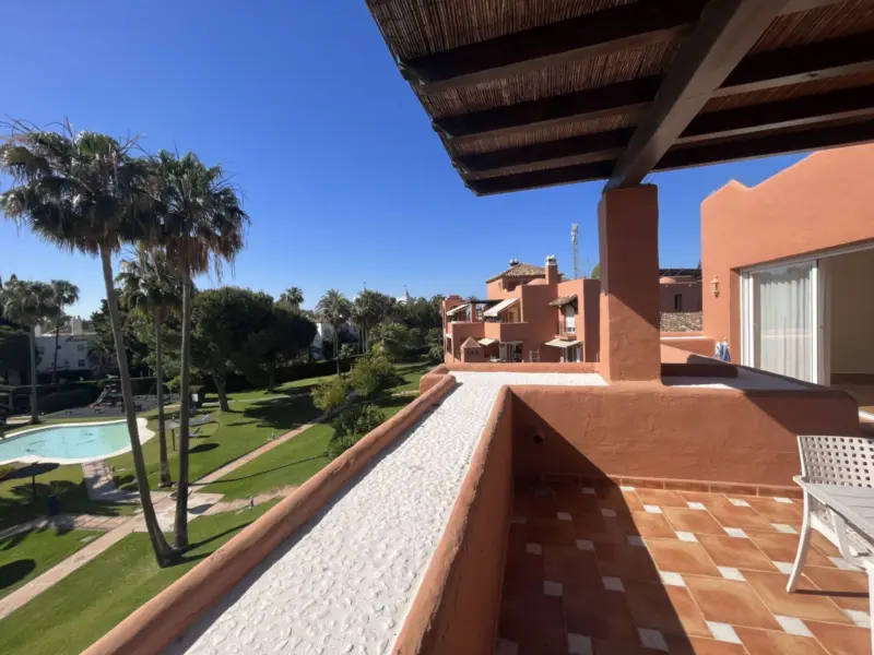Wonderful newly renovated penthouse in the Alhambr... — Costa del Sol · Estepona