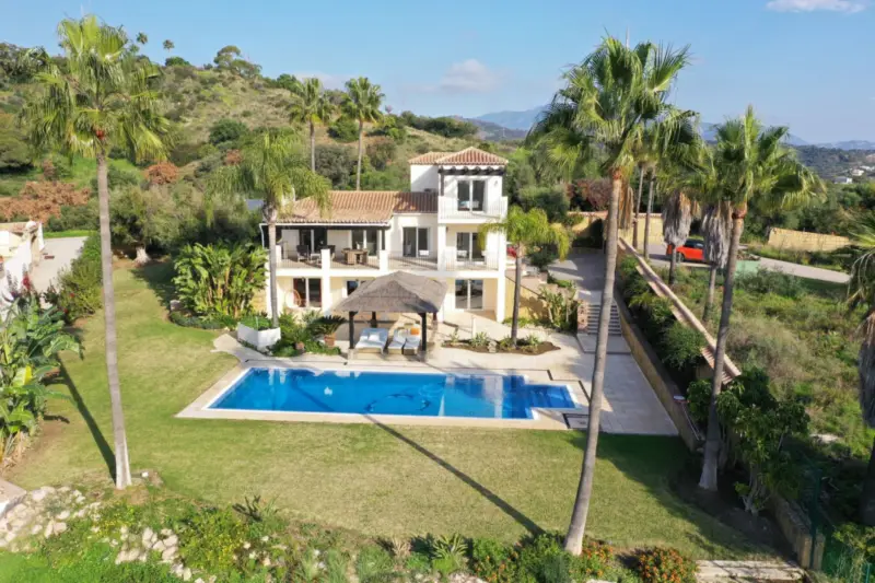 Property — Costa del Sol · Estepona
