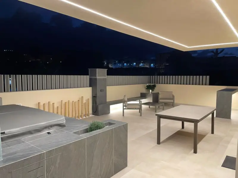 Unique penthouse in Huertas Viejas: 180 m², 100 m²... — Costa del Sol · Coín