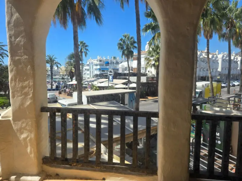 # Exclusive Office for Sale with Sea Views in Puer... — Costa del Sol · Benalmádena