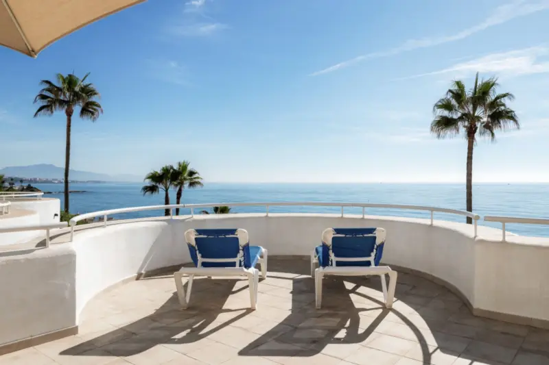 This is one of the best beachfront positions, with... — Costa del Sol · Estepona