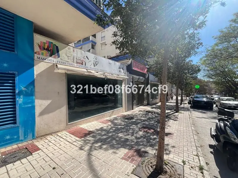 280m2 commercial premises for sale with an excelle... — Costa del Sol · Estepona
