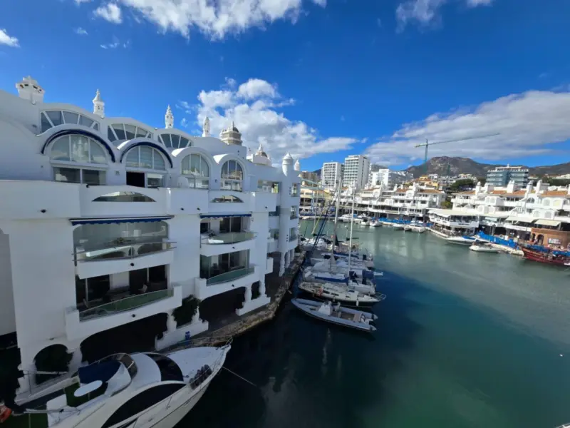 Discover this exclusive penthouse located on one o... — Costa del Sol · Benalmádena