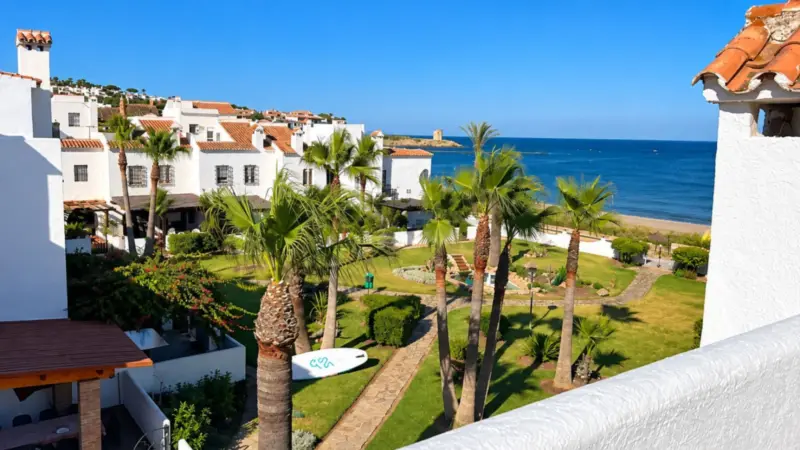 Beachfront Townhouse for Sale in Casares Costa wit... — Costa del Sol · Casares