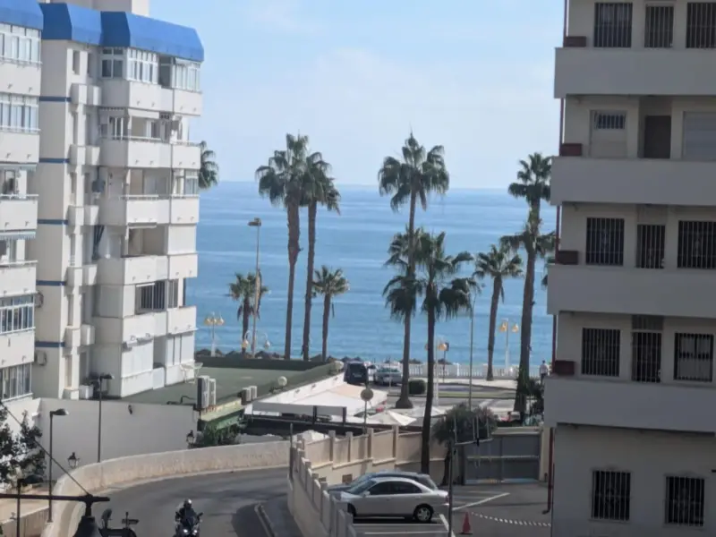 Eng.: Fully equipped apartment with the tourist li... — Costa del Sol · Benalmadena Costa