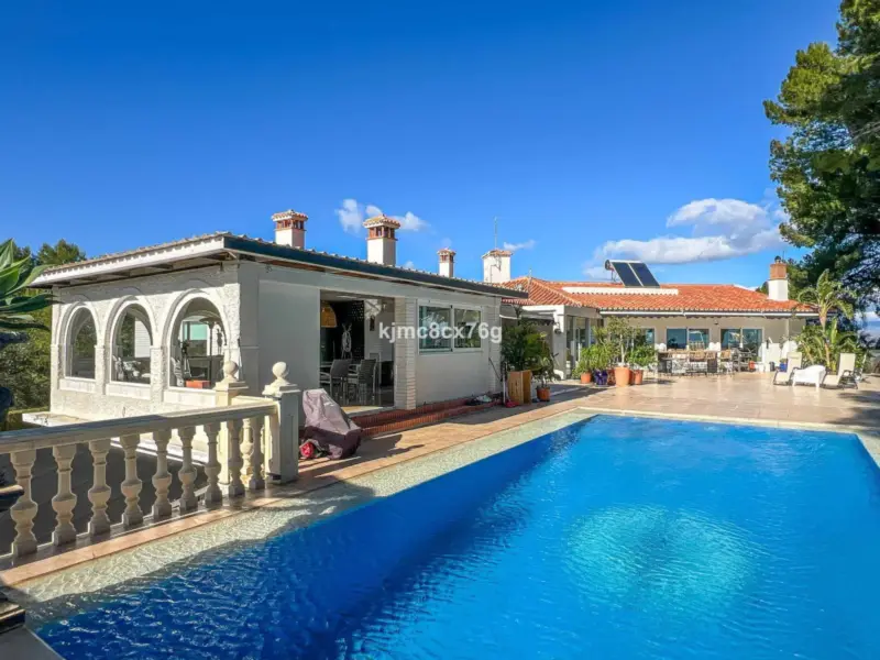 Property — Costa del Sol · Torremolinos