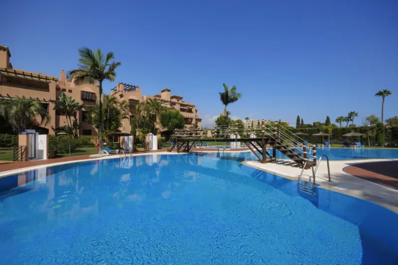 This bright and generously proportioned 5-bedroom,... — Costa del Sol · Estepona