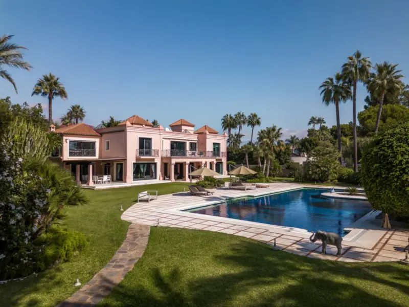 Property — Costa del Sol · Estepona