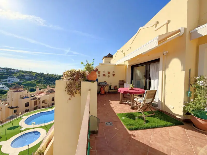 Exclusive Penthouse in Estepona – Prime Location N... — Costa del Sol · Estepona