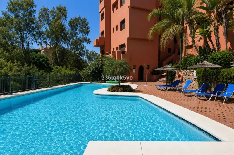 Stylish 2-Bedroom Middle Floor Apartment in Cumbre... — Costa del Sol · Benahavís