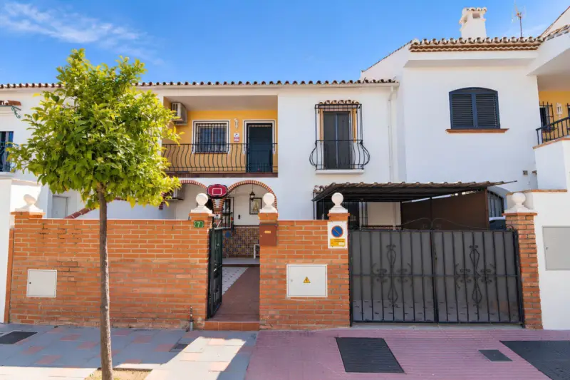 We are delighted to present this magnificent prope... — Costa del Sol · Fuengirola