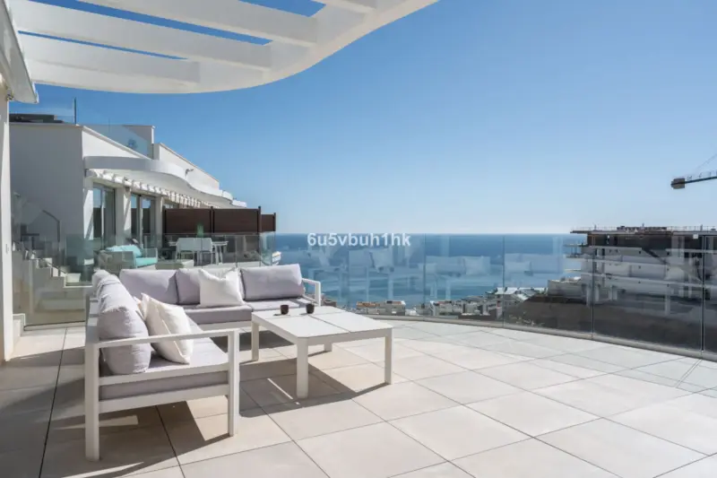 Property — Costa del Sol · Fuengirola
