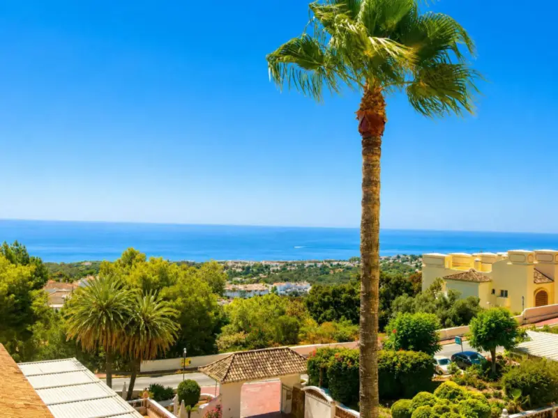 Penthouse apartment with stunning panoramic sea vi... — Costa del Sol · Calahonda