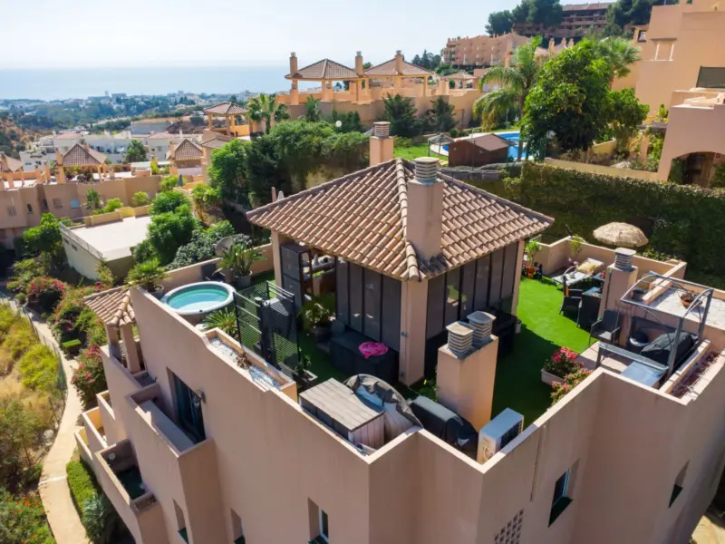 Stunning 3 bedroom penthouse with sea views locate... — Costa del Sol · Calahonda