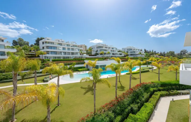 Property — Costa del Sol · Estepona