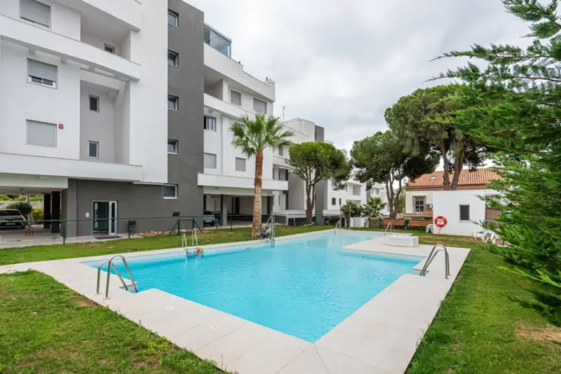 Discover this stylish and modern 2-bedroom apartme... — Costa del Sol · Torremolinos