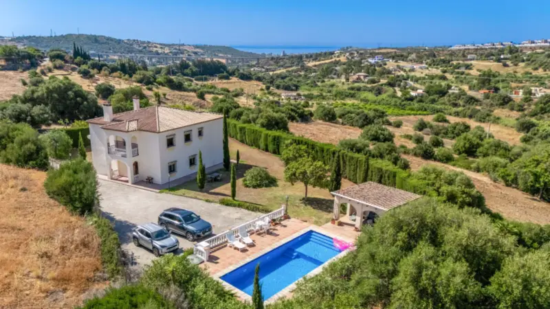 Property — Costa del Sol · Estepona