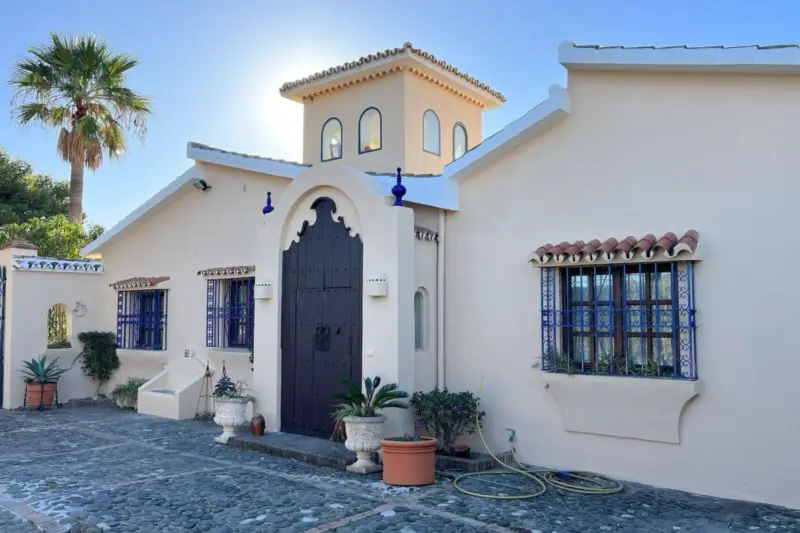 Property — Costa del Sol · Estepona