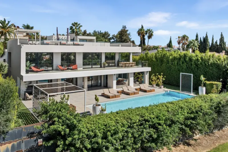 Property — Costa del Sol · Nueva Andalucía
