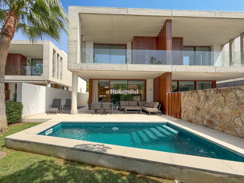 Semi-detached villa in the heart of the Golden Mil... — Costa del Sol · The Golden Mile