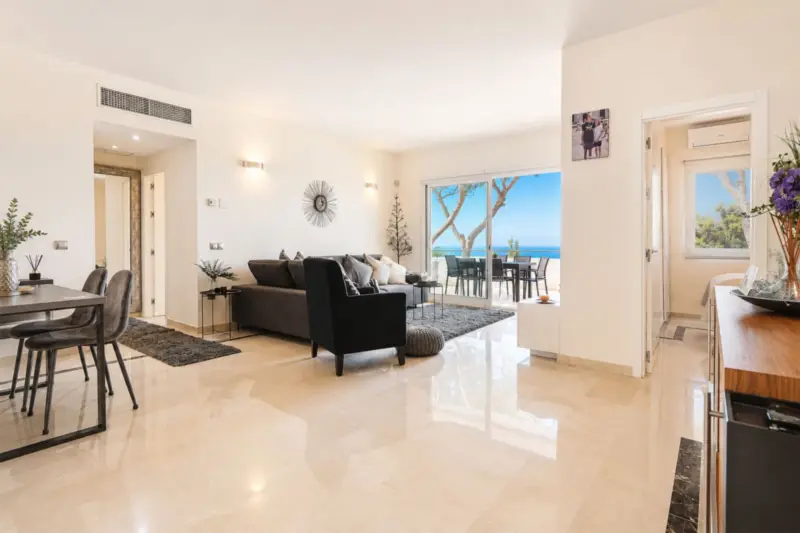 This is a attractive property located in a small &... — Costa del Sol · Cabopino