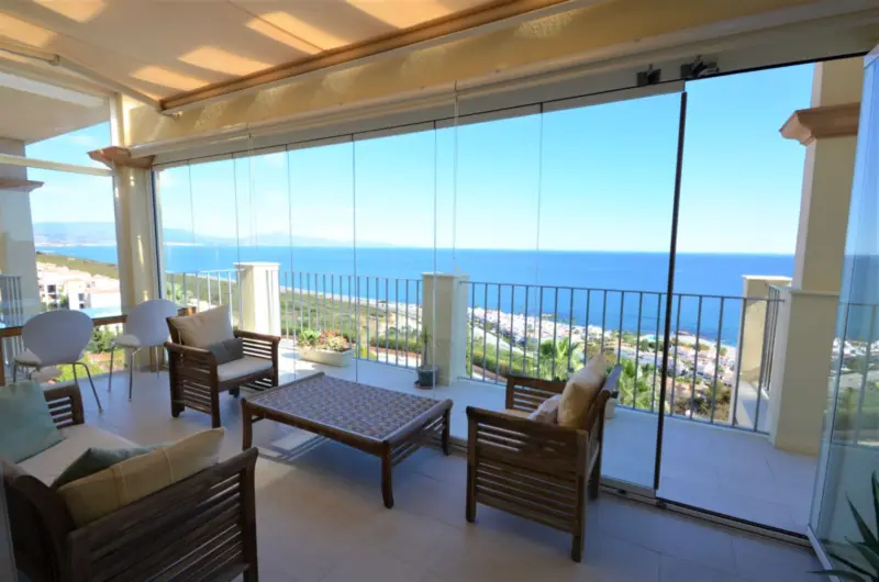 Magnificent penthouse with spectacular sea views,... — Costa del Sol · La Duquesa
