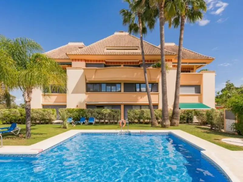 Exclusive Residence for Sale in Lorcrigolf Urbaniz... — Costa del Sol · Nueva Andalucía