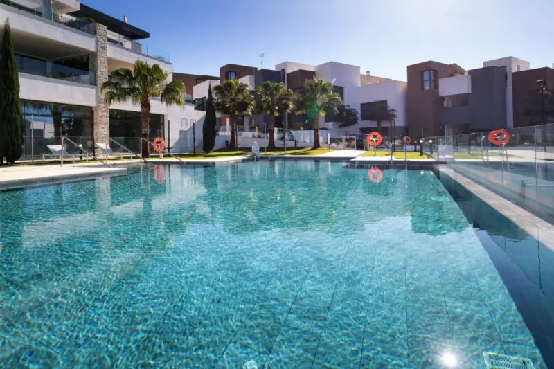 Luxurious apartment located in the coveted enclave... — Costa del Sol · Cabopino