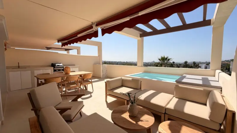 This stunning three-bedroom first floor apartment,... — Costa del Sol · Nueva Andalucía