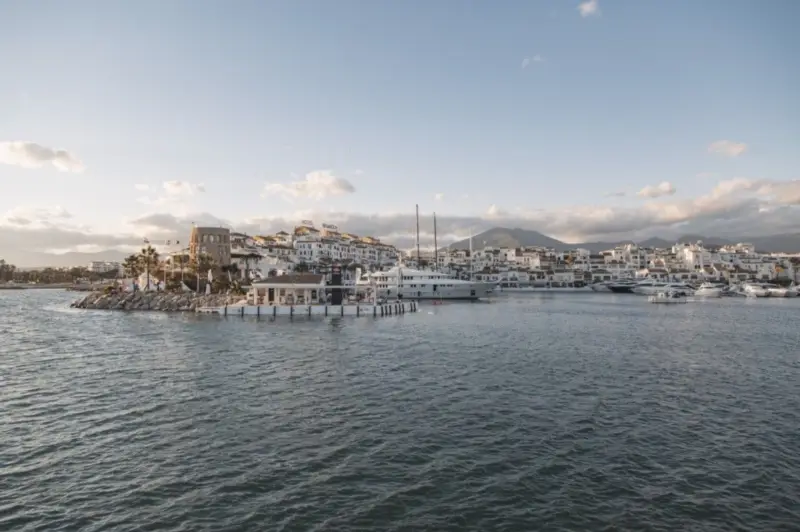 Property — Costa del Sol · Puerto Banús