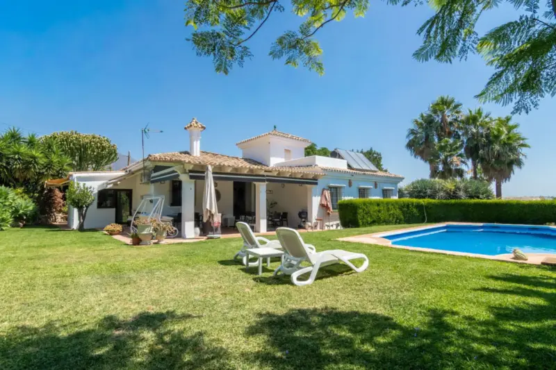 Property — Costa del Sol · Estepona