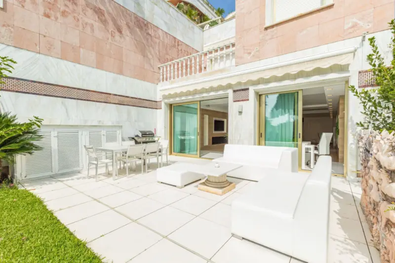 Property — Costa del Sol · Puerto Banús