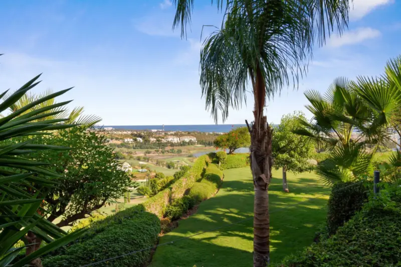Property — Costa del Sol · Los Flamingos