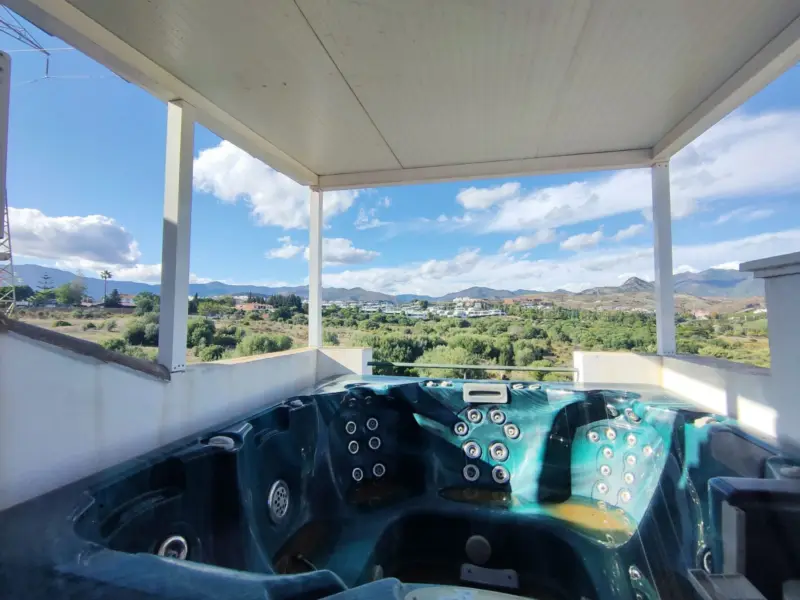 Canceleda (Estepona) 10 minutes from Puerto Banus,... — Costa del Sol · Cancelada