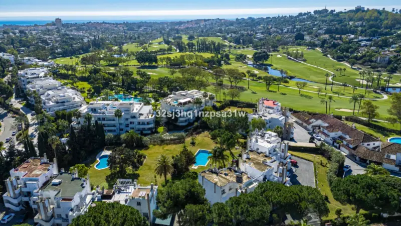 Set within the heart of Marbella’s prestigious Gol... — Costa del Sol · Nueva Andalucía