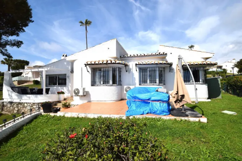 Rarely available single level villa, perfect as a... — Costa del Sol · La Cala de Mijas