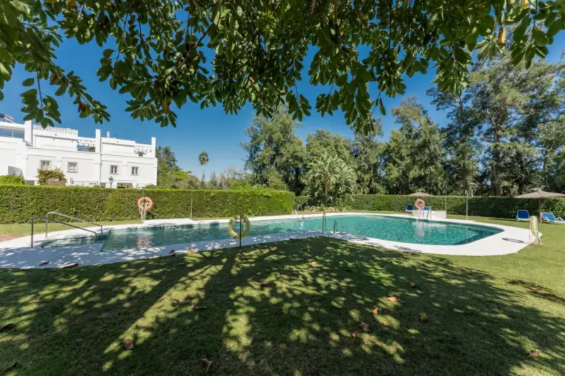 Located in the sought-after community of Terrazas... — Costa del Sol · La Quinta