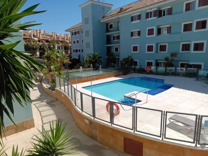 Exclusive Apartment with Stunning Sea Views in Sot... — Costa del Sol · Sotogrande