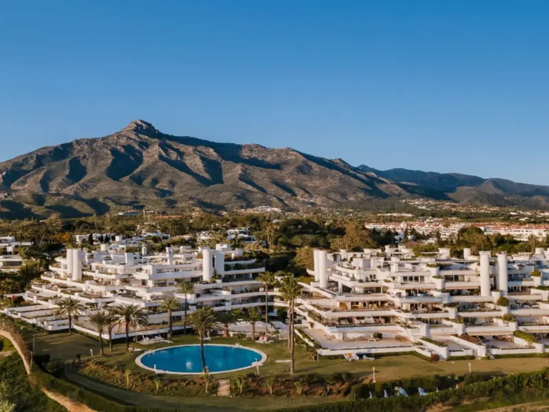 Excellent 1 Bedroom Apartment (With Project to ext... — Costa del Sol · The Golden Mile