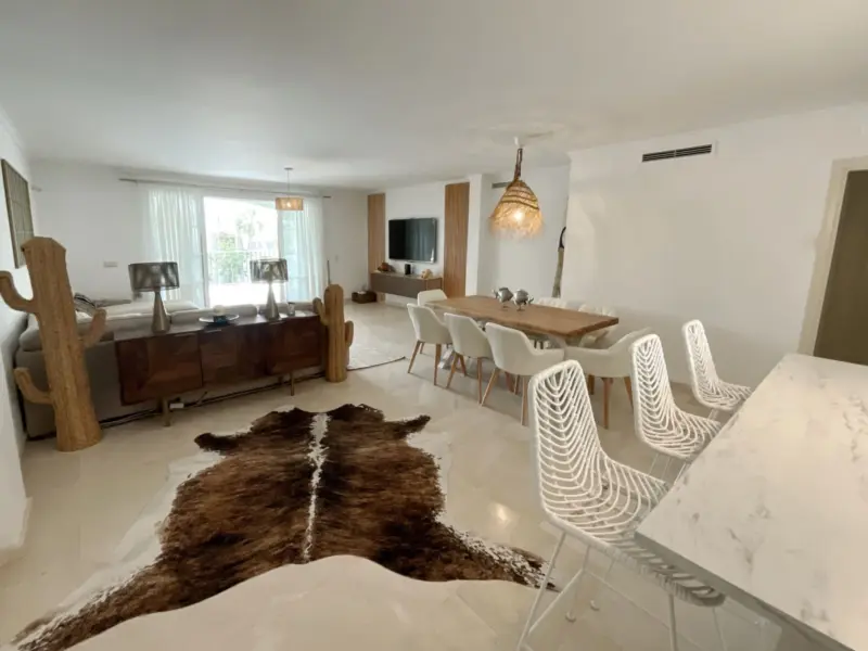 Spacious and bright 3-bedroom, 2-bathroom apartmen... — Costa del Sol · Sotogrande