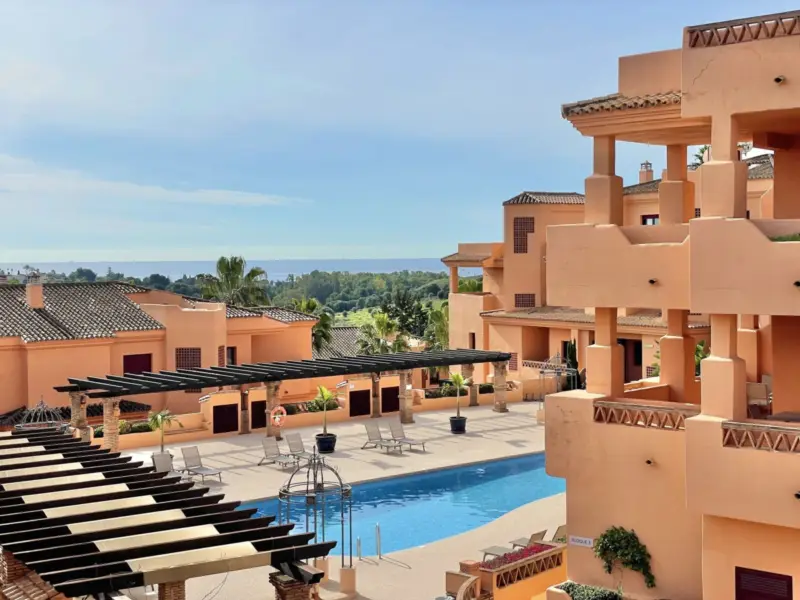 3 Bed Duplex Penthouse in El Paraíso This is an... — Costa del Sol · Benahavís