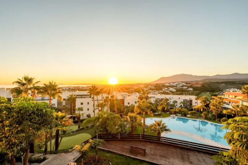 Two-bedroom, two-bathroom apartment in Hoyo 19, a... — Costa del Sol · Benahavís