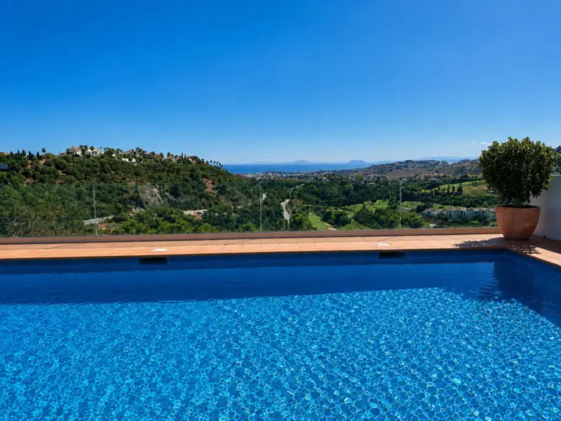 Property — Costa del Sol · Benahavís